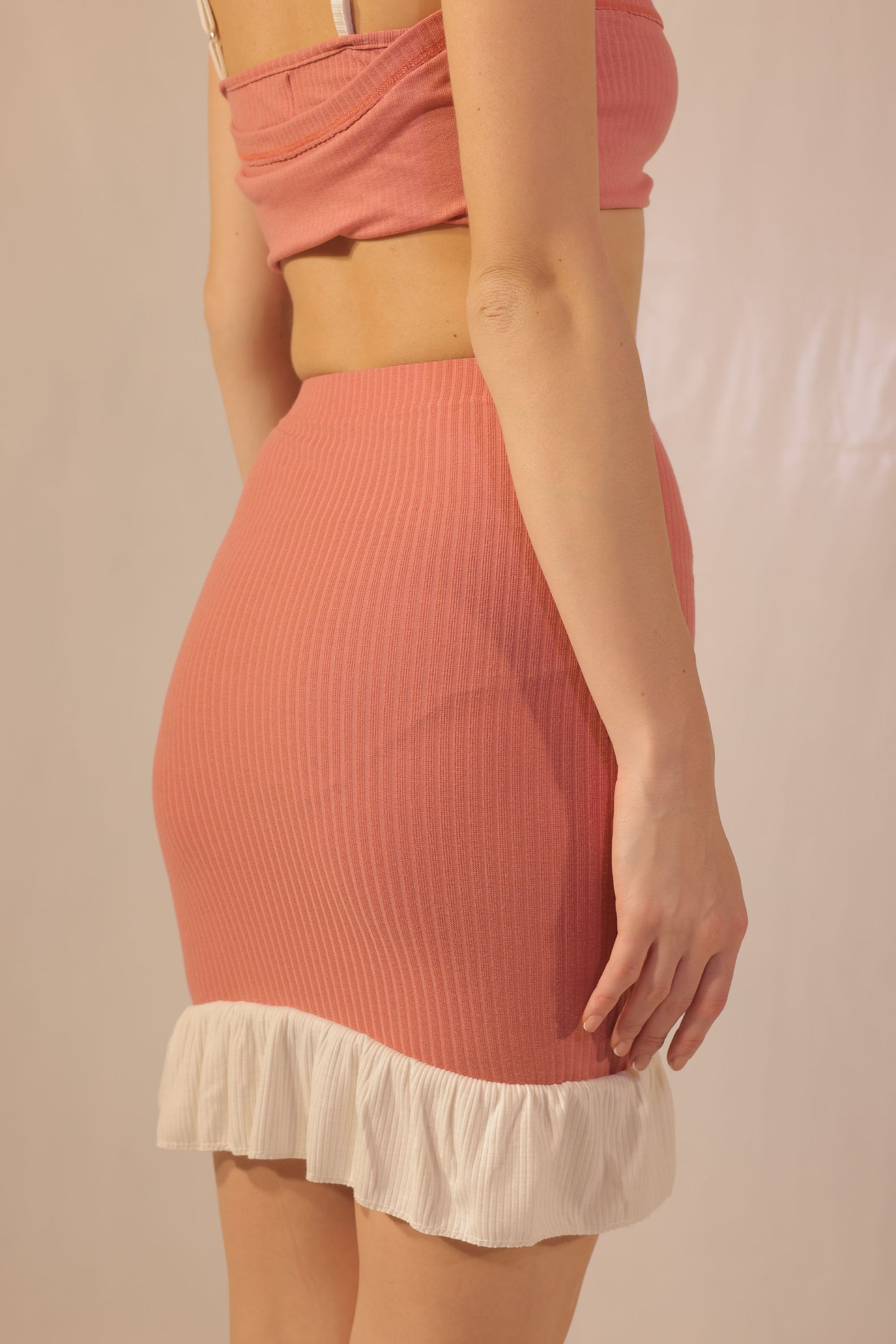 Rose Rib Knit Ruffle Skirt