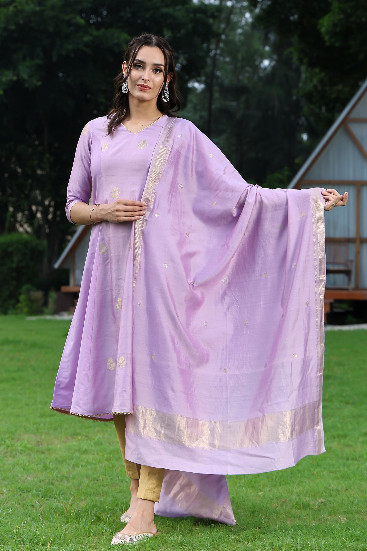 Lavender Banarasi Handloom Spun Silk Suit Set