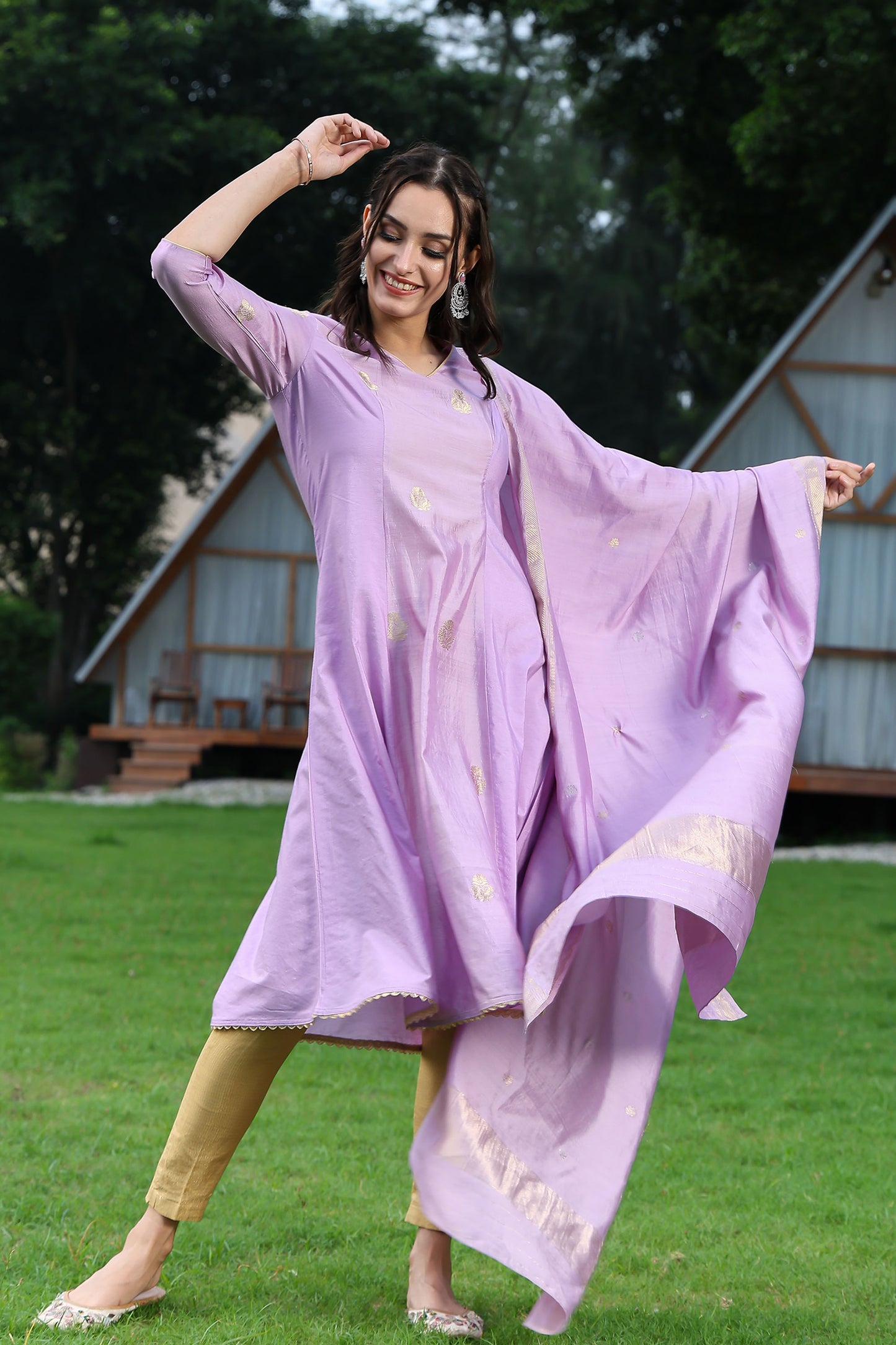 Lavender Banarasi Handloom Spun Silk Suit Set