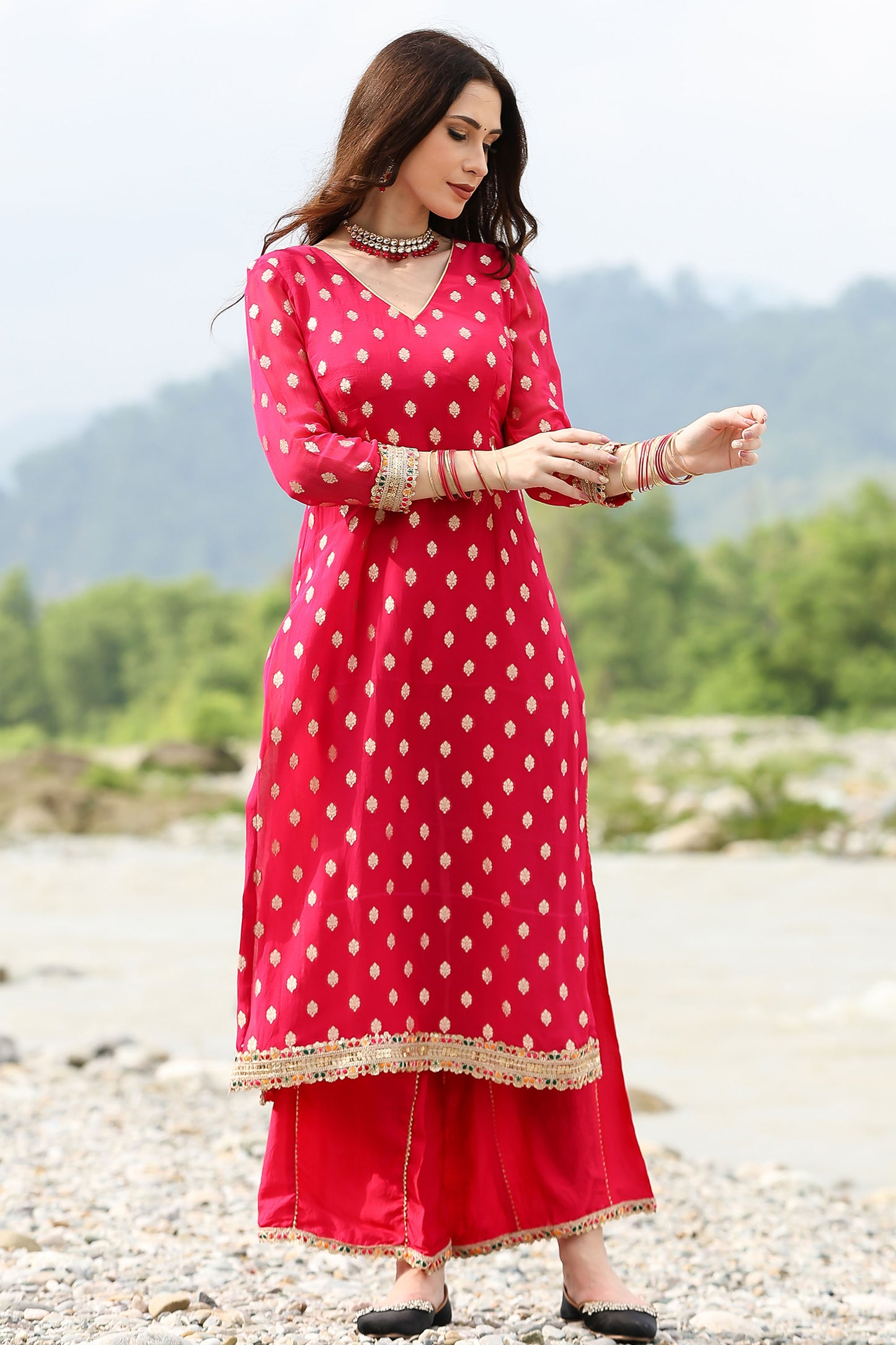 Banarasi Pink Handloom Georgette Suit Set With Duppatta