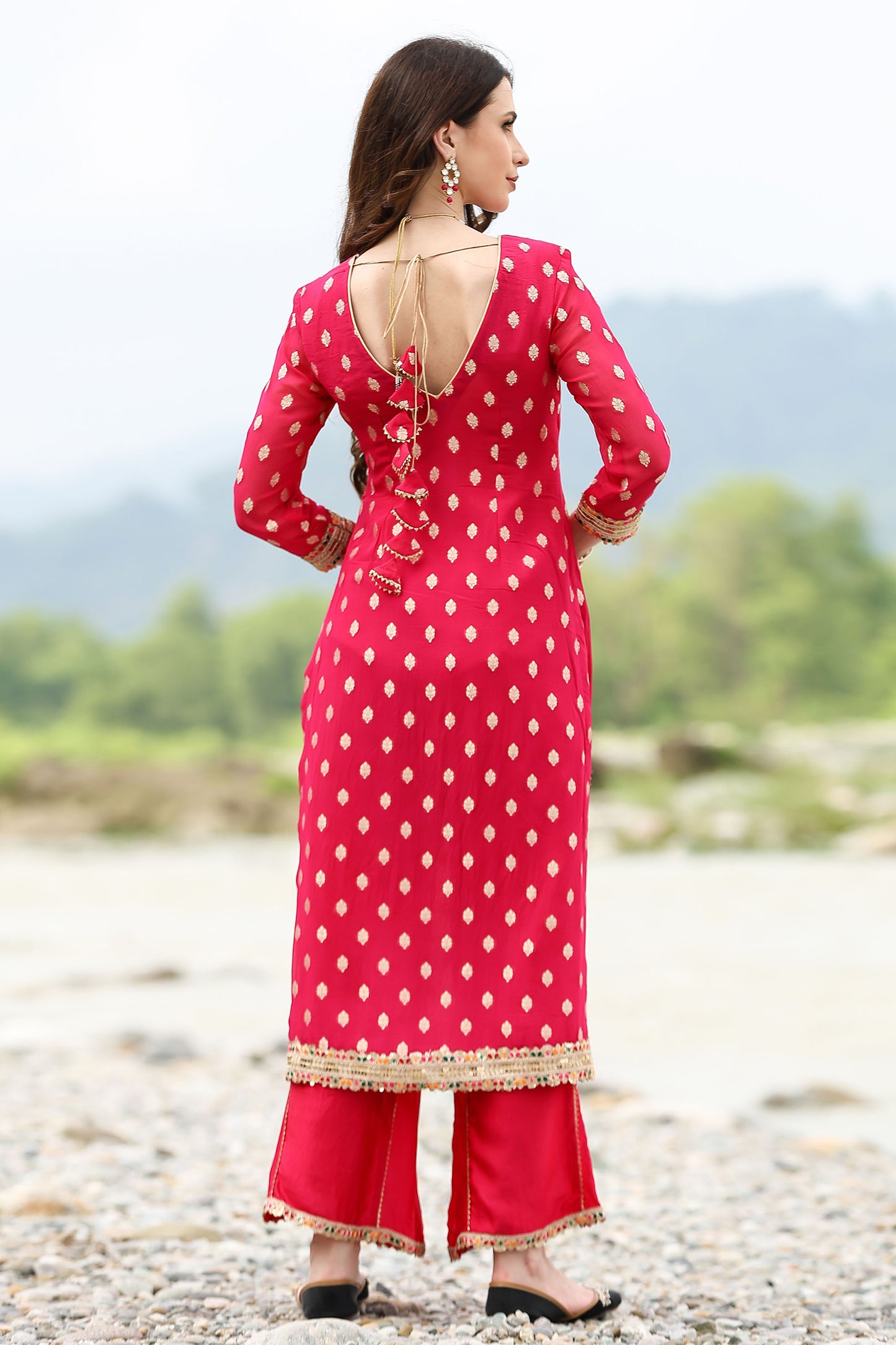 Banarasi Pink Handloom Georgette Suit Set With Duppatta