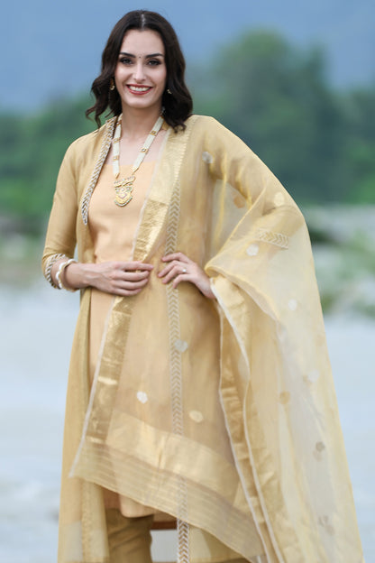 Gold Tissue Handloom Banarasi Duppatta