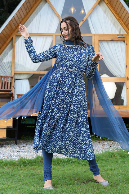 Indigo Churidar Suit Set With Chiffon Seashell Duppatta